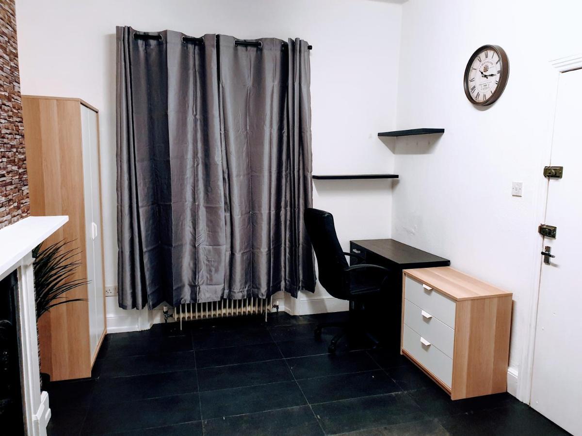 Topaz Town House No 36 ハダーズフィールド エクステリア 写真