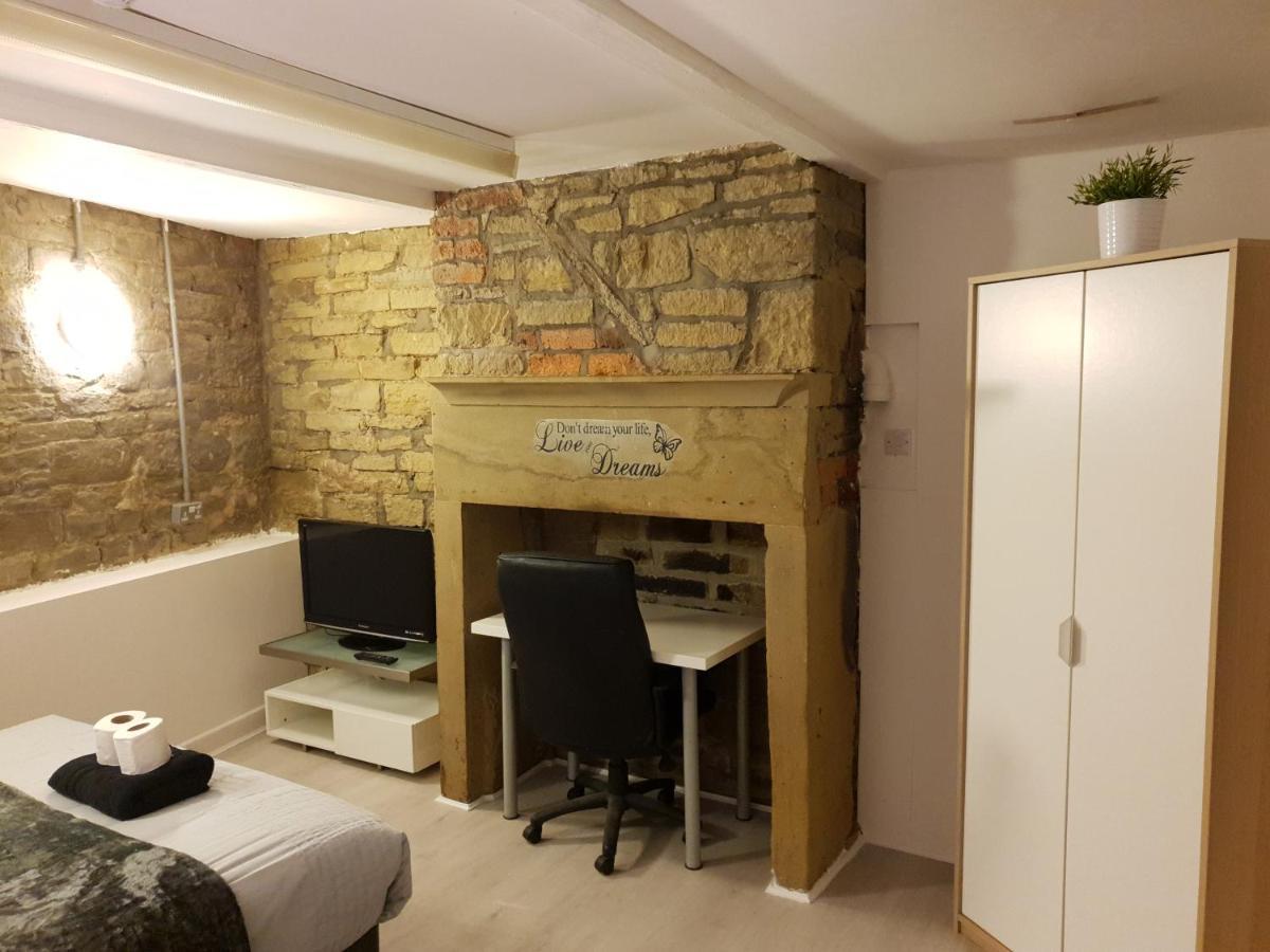Topaz Town House No 36 ハダーズフィールド エクステリア 写真